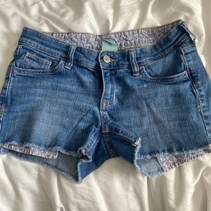 Old navy blue Jean flower shorts